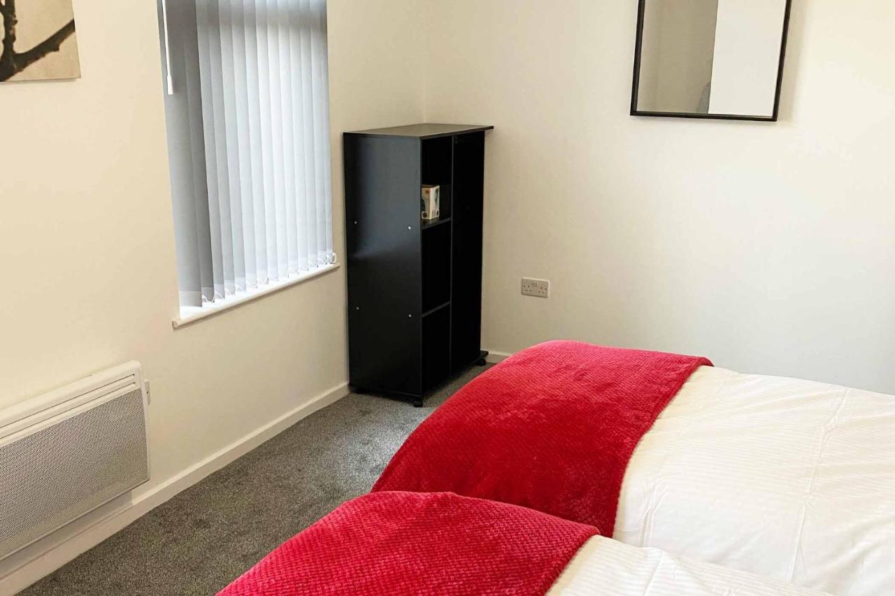 Sutton Contractor Accommodation - Warrington, St Helens Clock Face Zewnętrze zdjęcie