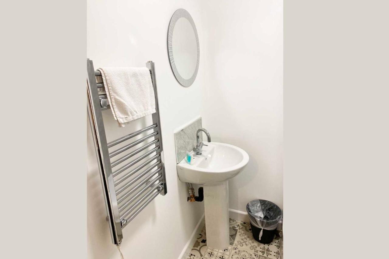 Sutton Contractor Accommodation - Warrington, St Helens Clock Face Zewnętrze zdjęcie