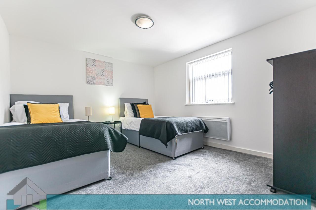 Sutton Contractor Accommodation - Warrington, St Helens Clock Face Zewnętrze zdjęcie